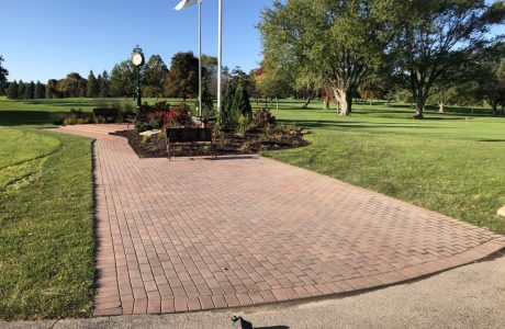 commercial hardscaping in Salem Hardscaping in Salem, patio and retaining walls in Salem WI, commercial hardscaping Southeast WI